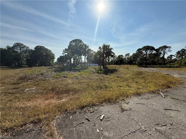 5004 Day CT, Labelle, FL 33935