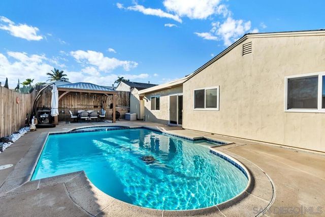 10143 Maple Tree Rd., Santee, CA 92071