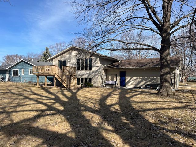 2904 Monroe Place, Saint Cloud, MN 56303