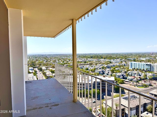 207 W CLARENDON Avenue 20C, Phoenix, AZ 85013