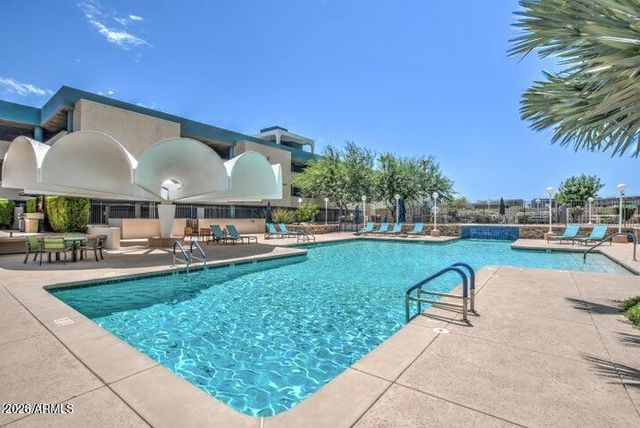 207 W CLARENDON Avenue 20C, Phoenix, AZ 85013