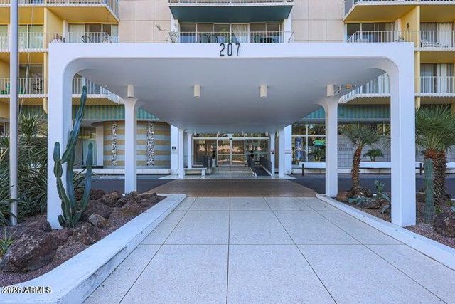 207 W CLARENDON Avenue 20C, Phoenix, AZ 85013