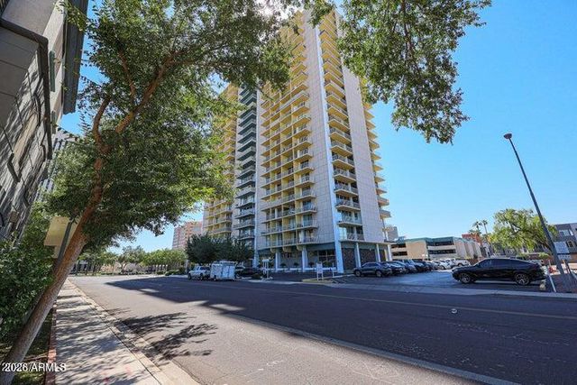 207 W CLARENDON Avenue 20C, Phoenix, AZ 85013