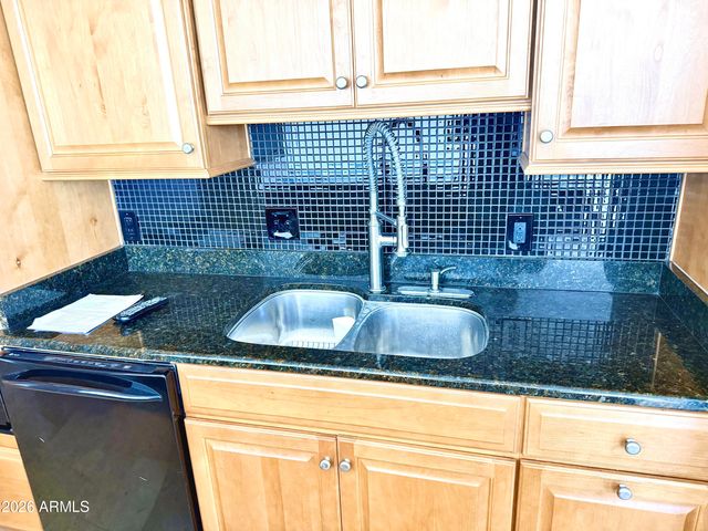 207 W CLARENDON Avenue 20C, Phoenix, AZ 85013