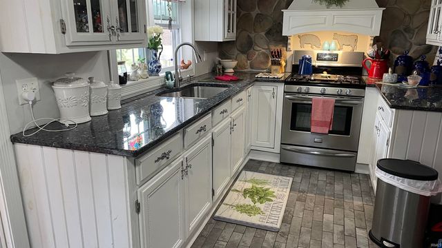 2835 W 625 S Road, North Judson, IN 46366