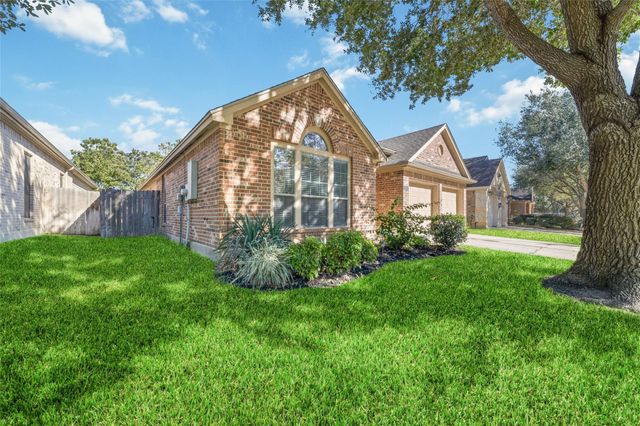 26006 Palmdale Estate Drive, Richmond, TX 77406