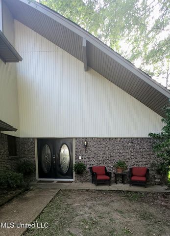 415 Saint Augustine Drive, Madison, MS 39110