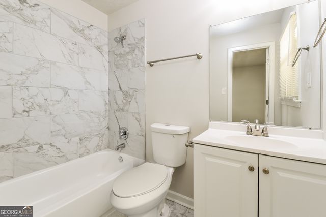 6494 Bobolink Court, Rex, GA 30273