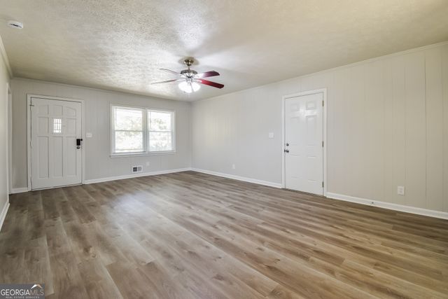 6494 Bobolink Court, Rex, GA 30273