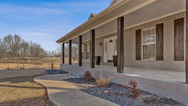1901 S 54th Street, Paragould, AR 72450