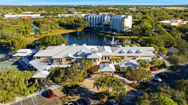 6585 Nicholas BLVD 703, Naples, FL 34108