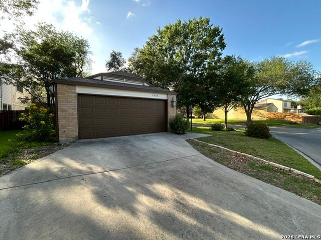 1419 Brook Mdw, San Antonio, TX 78232