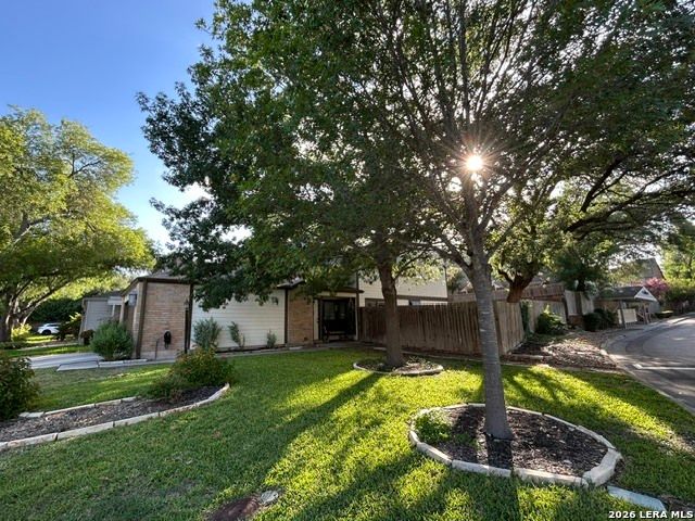 1419 Brook Mdw, San Antonio, TX 78232