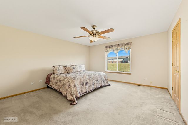 2804 Turnberry Drive, Ottawa, IL 61350