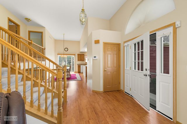 2804 Turnberry Drive, Ottawa, IL 61350