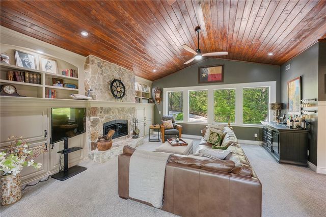 60 Deer Creek Lane, Coldspring, TX 77331