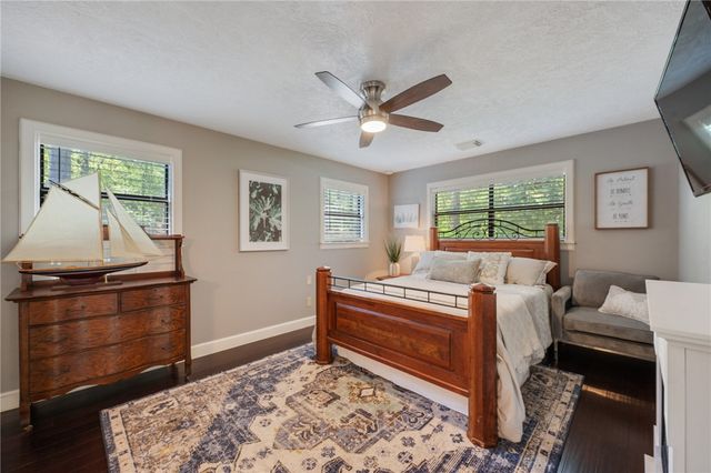 60 Deer Creek Lane, Coldspring, TX 77331