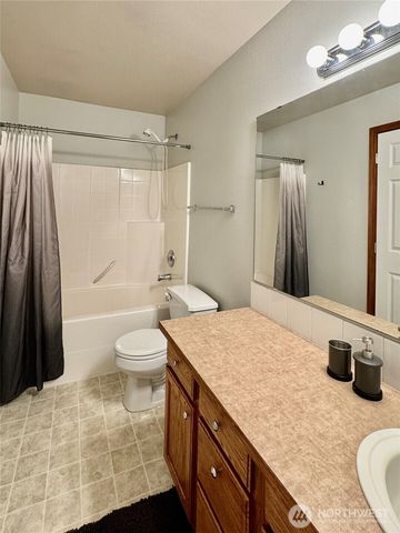 230 101st Avenue SE, Lake Stevens, WA 98258