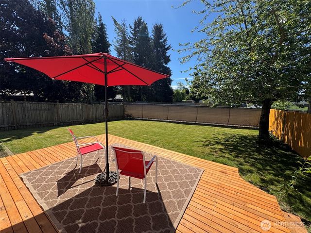 230 101st Avenue SE, Lake Stevens, WA 98258