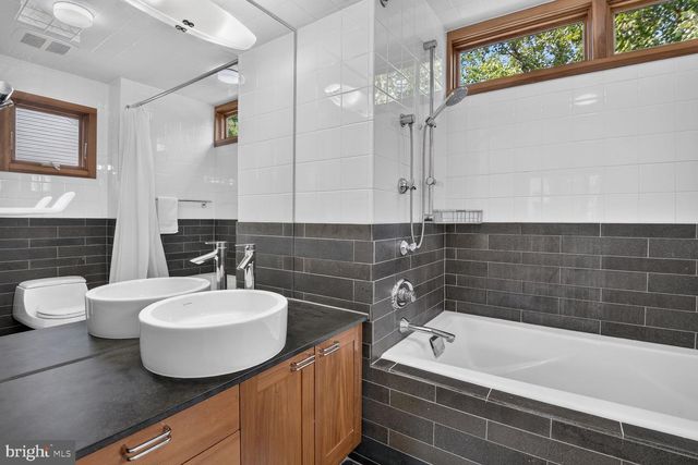 4544 FAIRFIELD DR, Bethesda, MD 20814