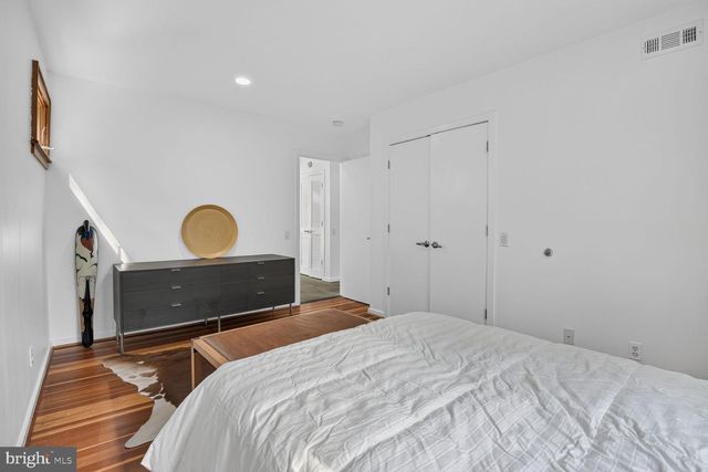 4544 FAIRFIELD DR, Bethesda, MD 20814