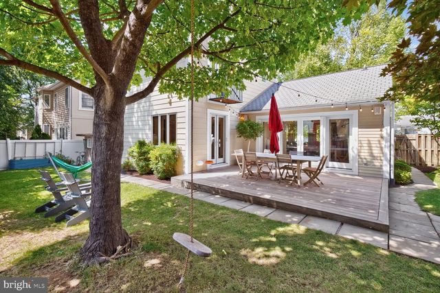 4544 FAIRFIELD DR, Bethesda, MD 20814
