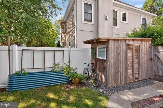 4544 FAIRFIELD DR, Bethesda, MD 20814