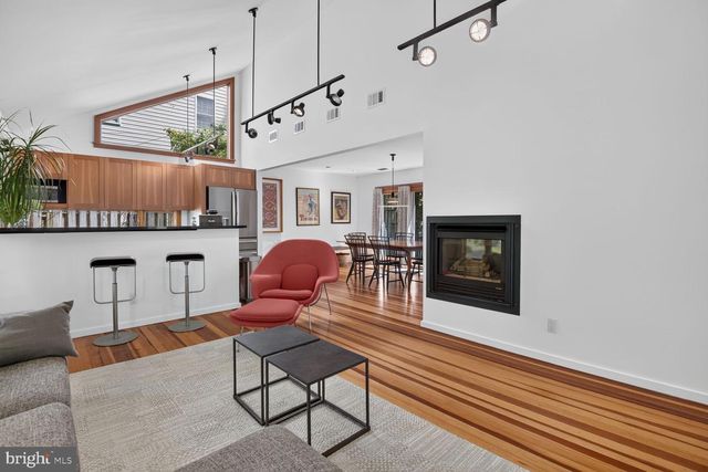 4544 FAIRFIELD DR, Bethesda, MD 20814