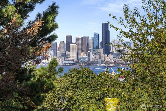 3006 36th Avenue SW, Seattle, WA 98126