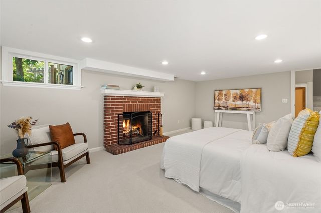 3006 36th Avenue SW, Seattle, WA 98126