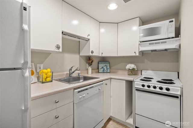 3006 36th Avenue SW, Seattle, WA 98126