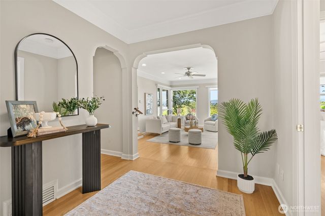 3006 36th Avenue SW, Seattle, WA 98126