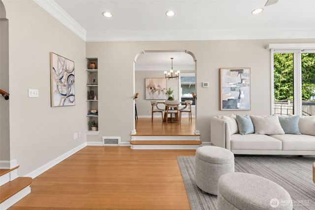 3006 36th Avenue SW, Seattle, WA 98126