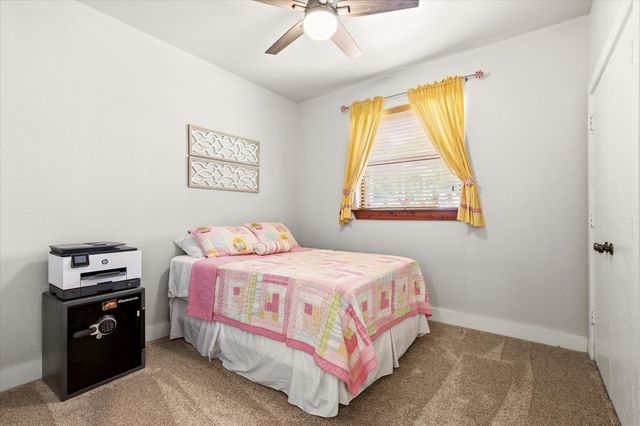 313 Lake Front Drive, Mabank, TX 75156