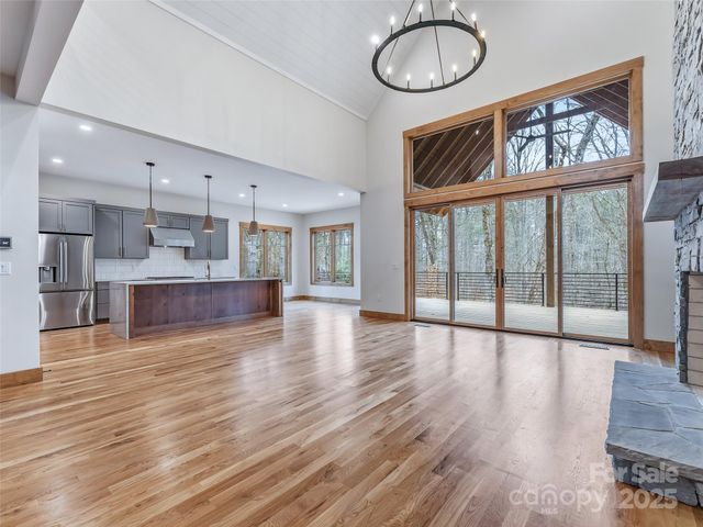 215 High Hemlock Trail, Brevard, NC 28712