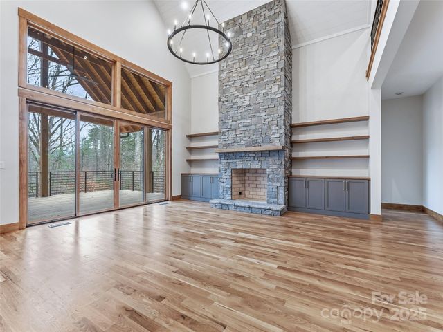 215 High Hemlock Trail, Brevard, NC 28712