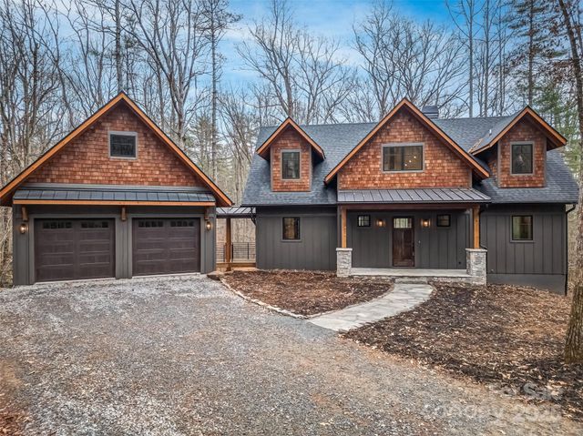 215 High Hemlock Trail, Brevard, NC 28712