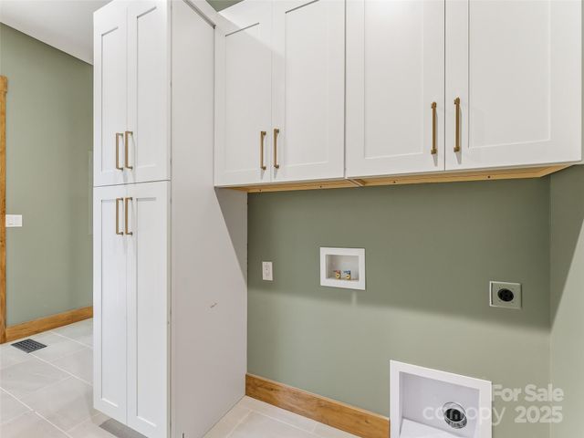 215 High Hemlock Trail, Brevard, NC 28712