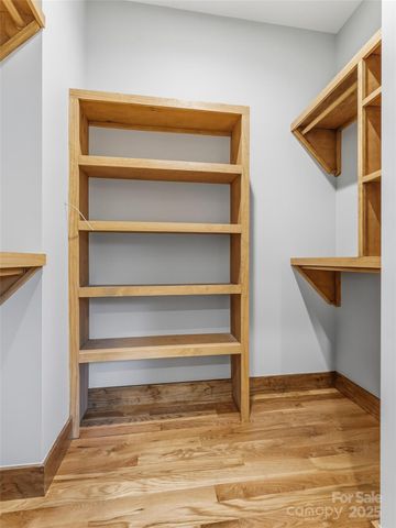 215 High Hemlock Trail, Brevard, NC 28712