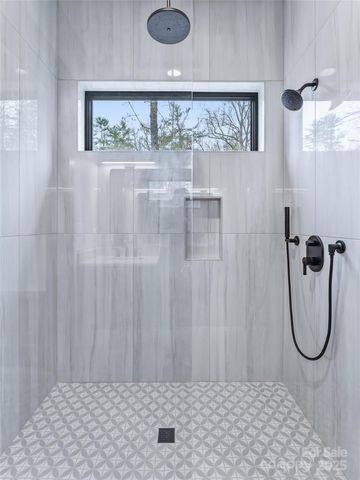 215 High Hemlock Trail, Brevard, NC 28712