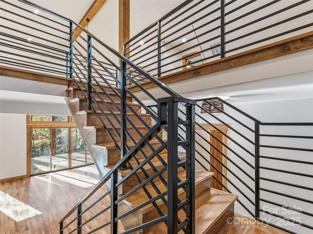 215 High Hemlock Trail, Brevard, NC 28712