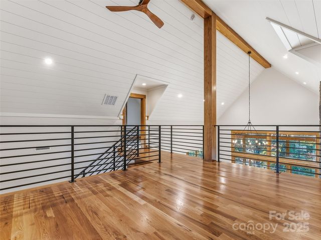 215 High Hemlock Trail, Brevard, NC 28712