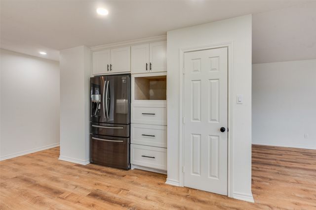 2720 E Seeton Road, Grand Prairie, TX 75054