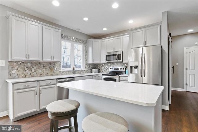 125 FINDLAY DR, Mercersburg, PA 17236