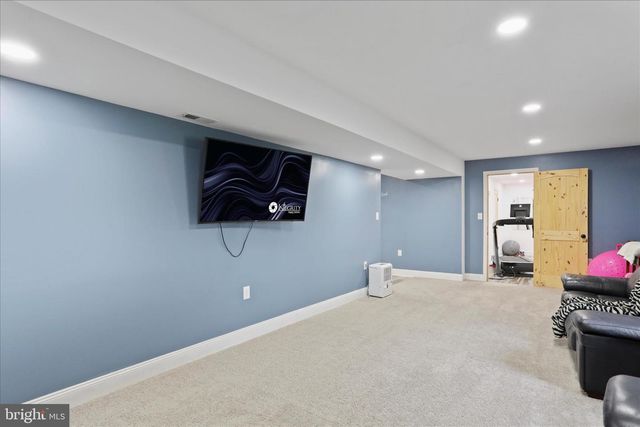 125 FINDLAY DR, Mercersburg, PA 17236