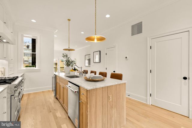 25 T ST NW, Washington, DC 20001