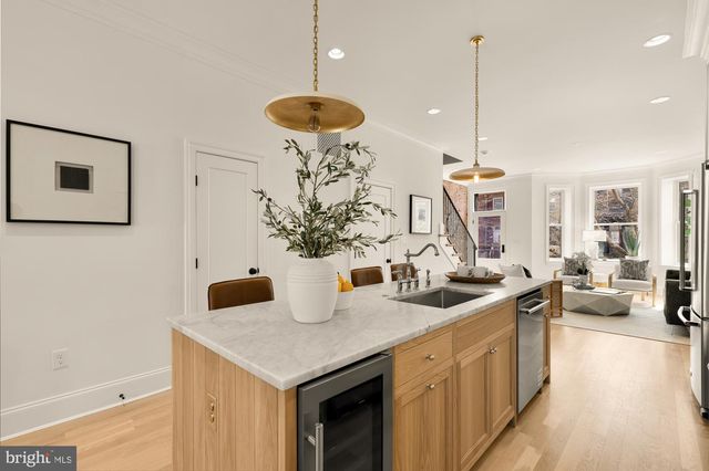 25 T ST NW, Washington, DC 20001