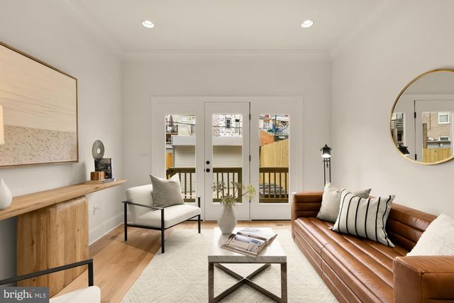 25 T ST NW, Washington, DC 20001