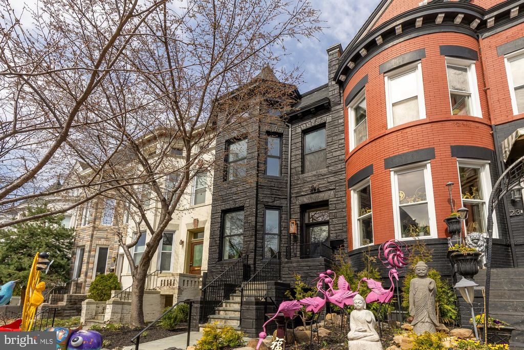 25 T ST NW, Washington, DC 20001