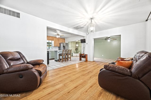 2222 E 21st Street, Tucson, AZ 85719